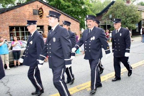 Amenia Parade 2012
Best In Regulation Uniform - Pawling FD
Photo Courtesy of Mrs. Boo